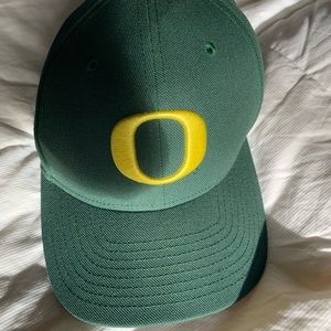 University of Oregon hat